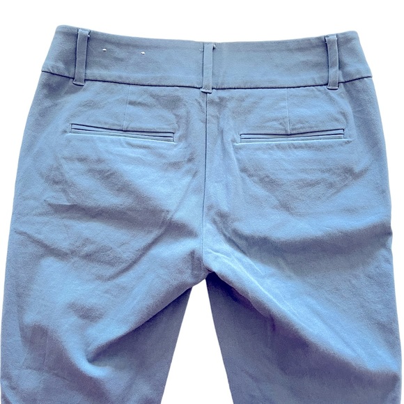 Women’s beautiful blue cropped slacks - Picture 3 of 4